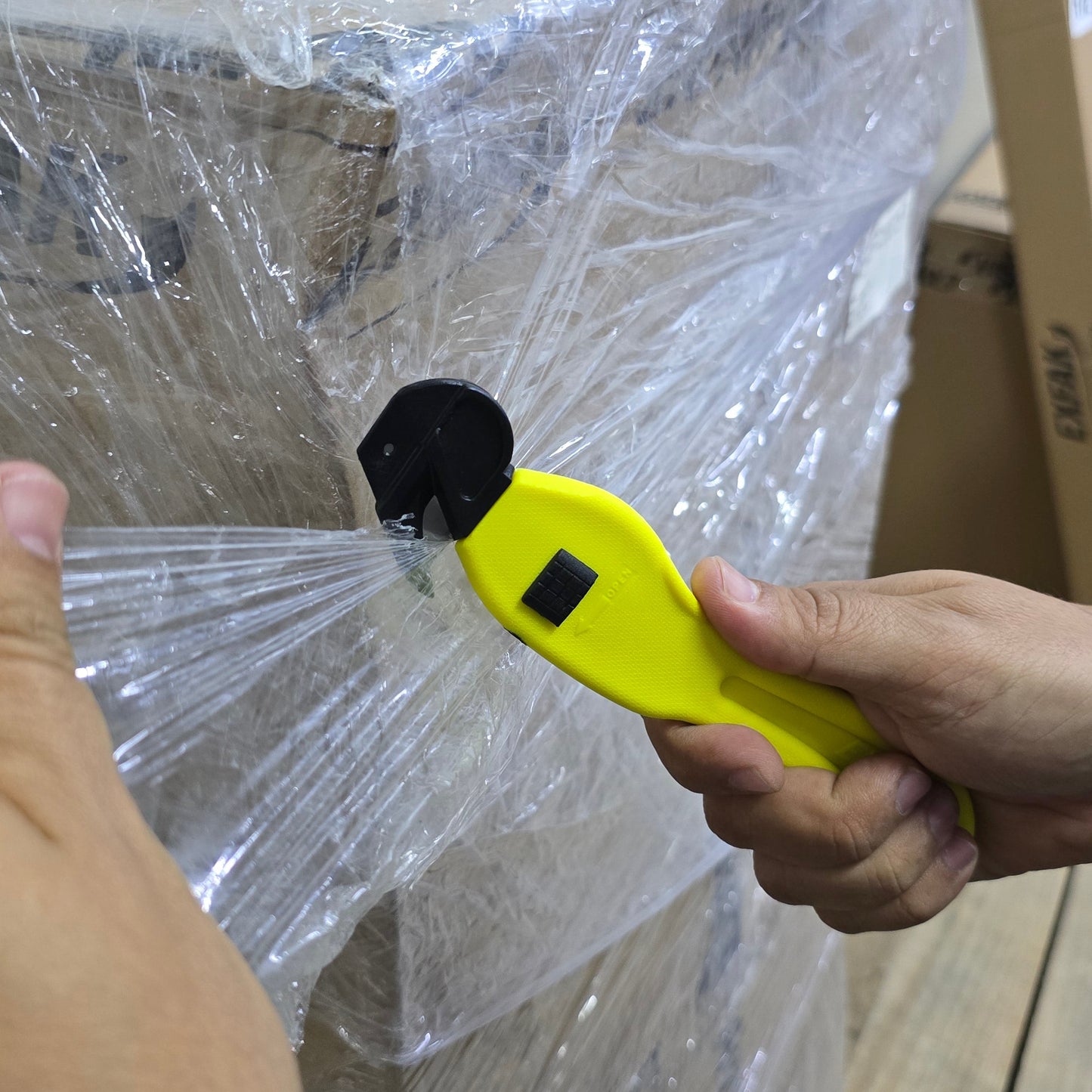 Professional Safety Cutter 15-010 ATA (10 units package)