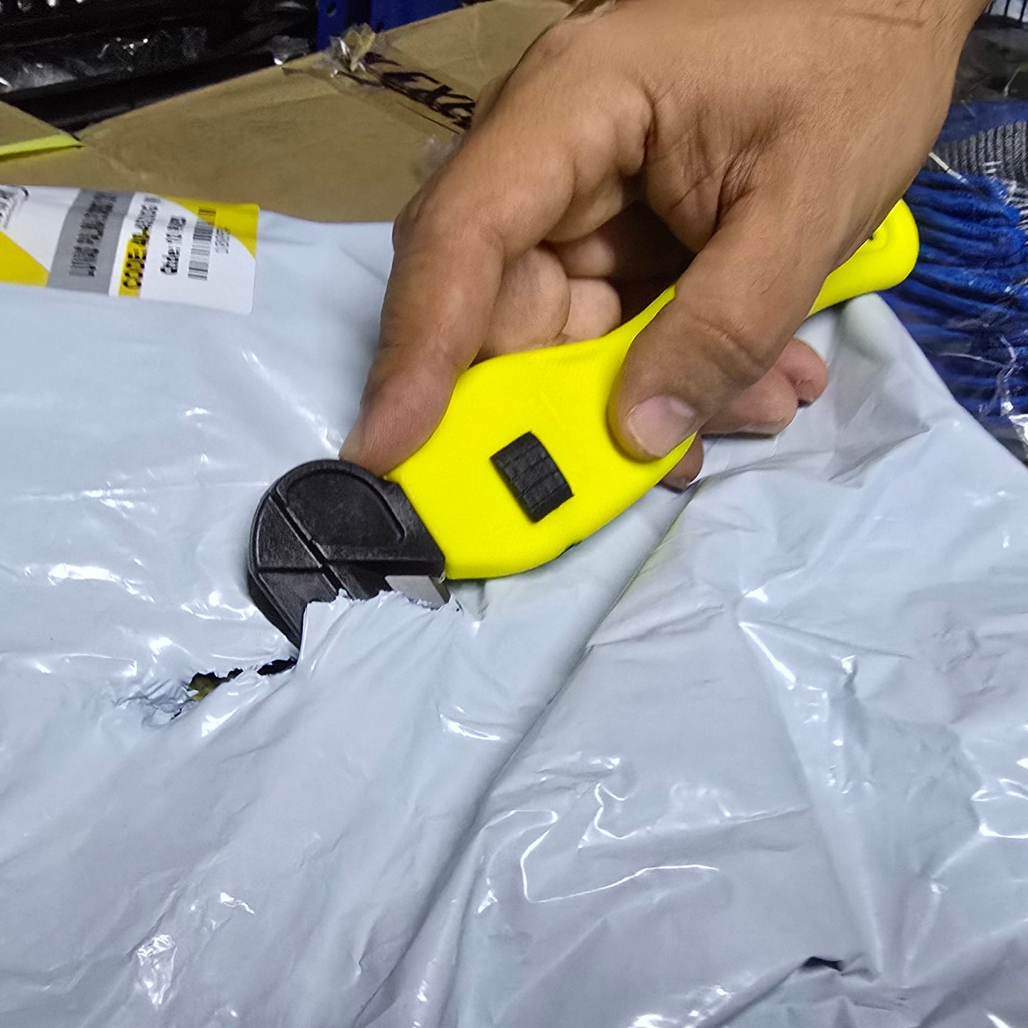 Professional Safety Cutter 15-010 ATA (10 units package)