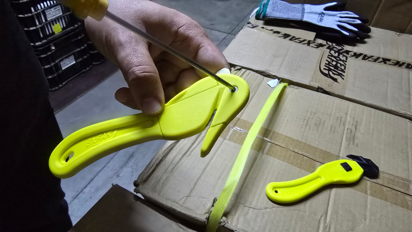 15-010 CK Safety Utility Knife