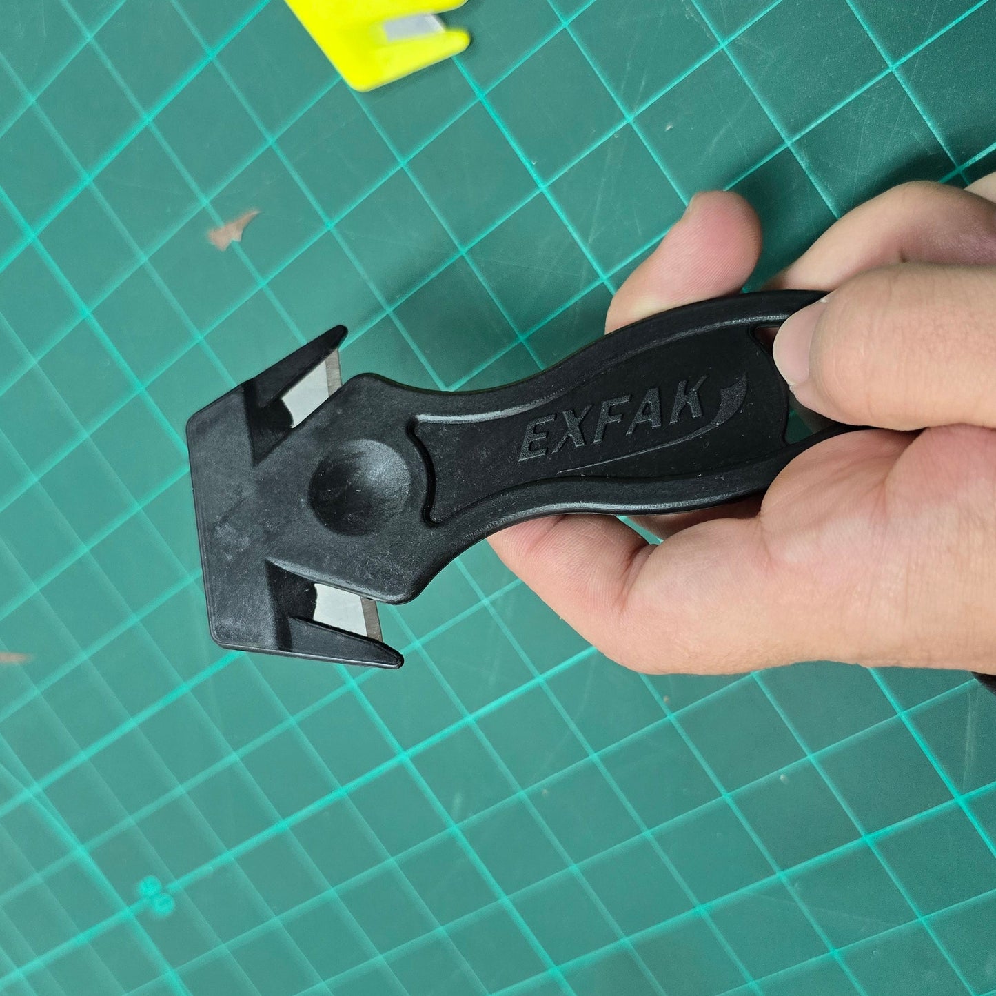 Safety Cutter 15-026 - Black Big Head